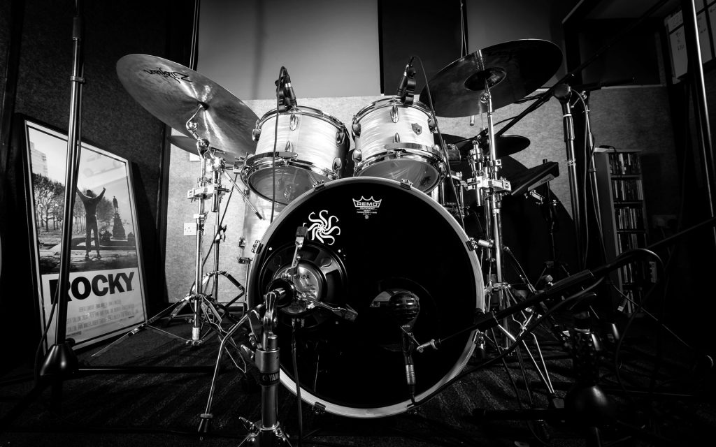 Remote session drummer, Record Drums Online, drums, remote drummer, remote, drummer, recording, session drummer, drums, online, chris castellitto